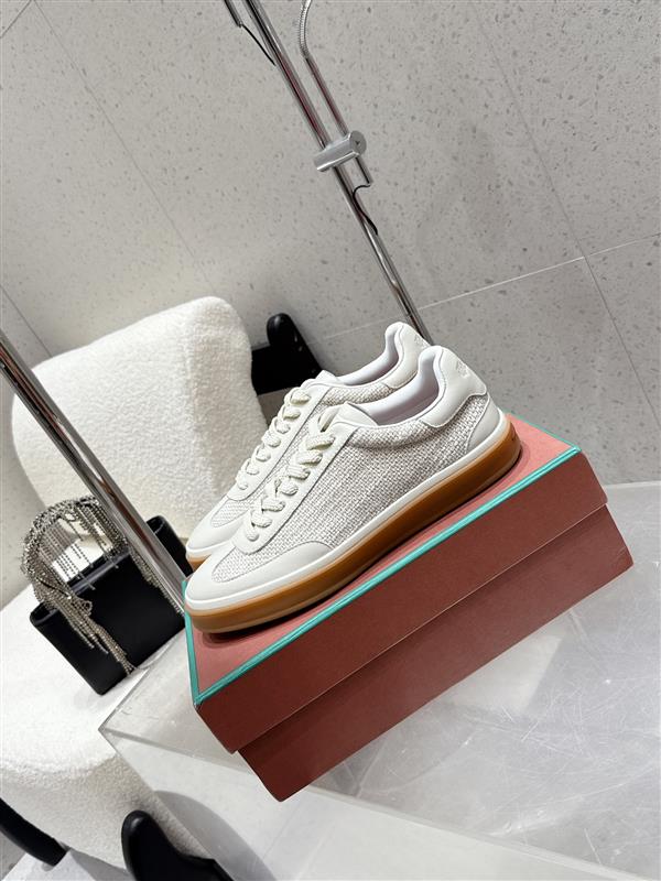 2025112815365815 310